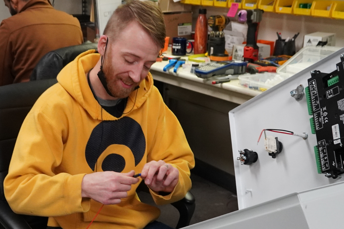 HCI Energy spencer electrical tech pic